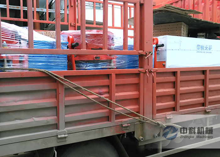 西安雙液注漿機、PZ-6噴漿機發(fā)貨現(xiàn)場