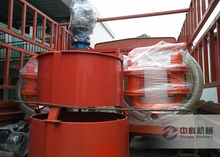 中鐵三局水泥砂漿注漿機、灰漿攪拌機發(fā)貨現(xiàn)場