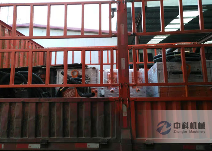 中鐵四局ZKSY90-125雙液注漿機發(fā)貨現(xiàn)場-0