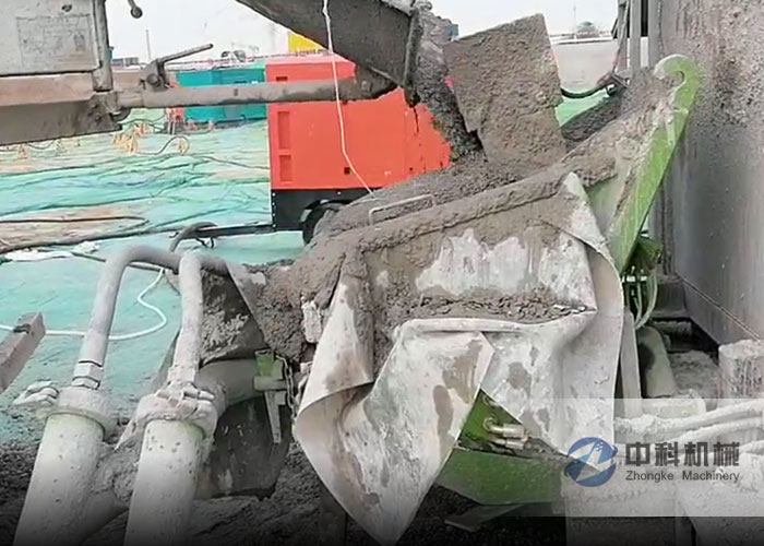 雄安新區(qū)車載式雙噴頭濕噴機施工現場-1