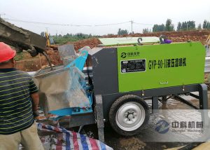 液壓泵送式混凝土濕噴機(jī)施工現(xiàn)場(chǎng)