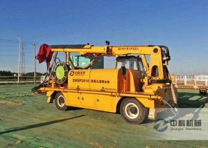 中交一公局混凝土濕噴臺車施工現(xiàn)場
