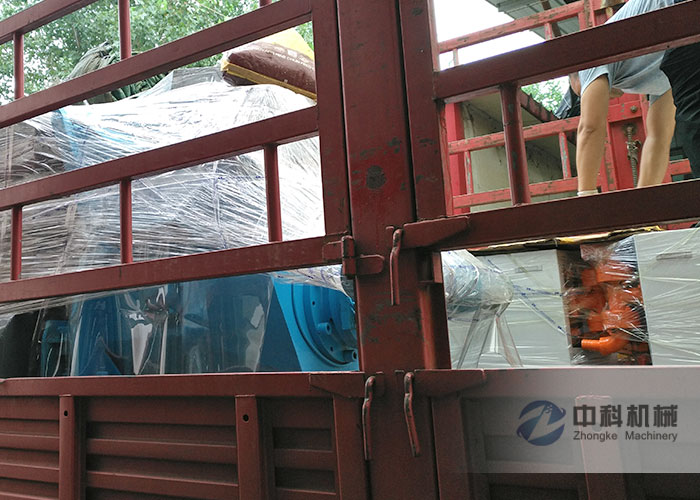 液壓混凝土濕噴機、雙液注漿機發(fā)貨現(xiàn)場-0
