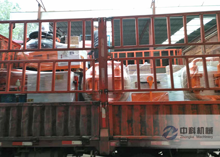 南京雙液注漿機(jī)、雙缸砂漿泵、PZ-7混凝土噴漿機(jī)發(fā)貨現(xiàn)場(chǎng)-0
