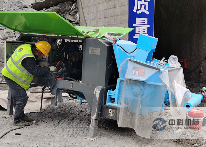 中國水電五局液壓濕噴機(jī)施工現(xiàn)場-0